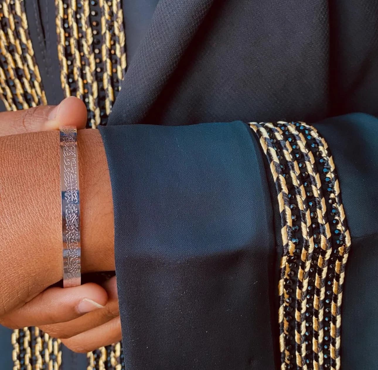 براسلي آية الكرسي باللون الاسود الفخم